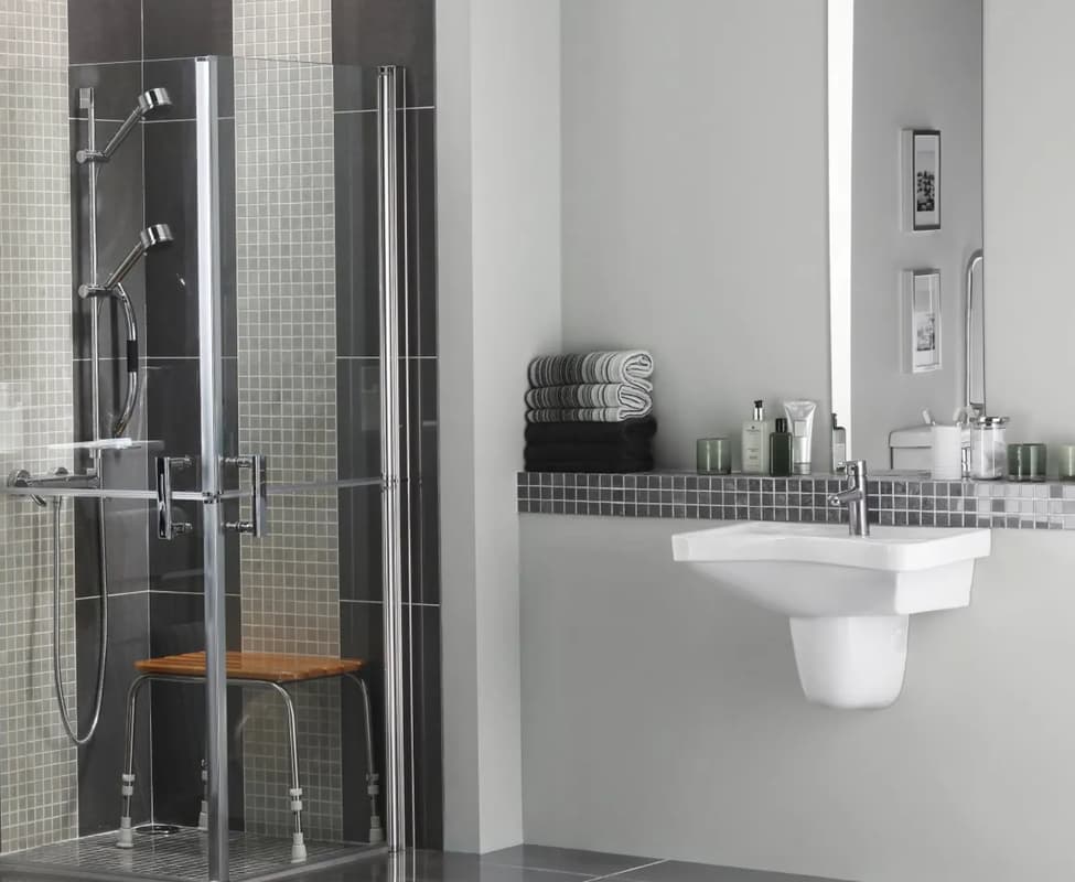 Vue d'ensemble rénovation salle de bain moderne Mantes